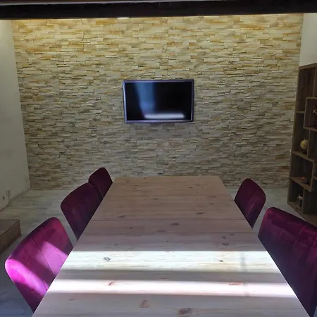 Maison Spacieuse A Floirac Avec Jardin Et Terrasse بيت للعطل *