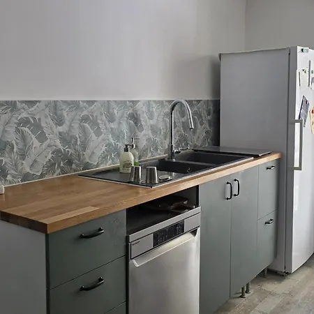 Maison Spacieuse A Floirac Avec Jardin Et Terrasse