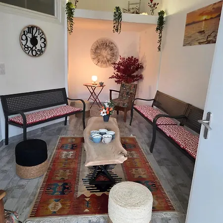 Maison Spacieuse A Floirac Avec Jardin Et Terrasse بيت للعطل *